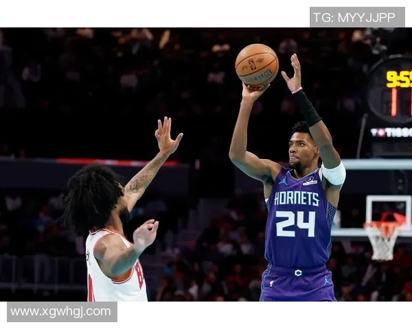 米勒全场表现出色19投8中罚球10中7独得25分并贡献7助攻 米勒全场表现出色19投8中罚球10中7独得25分并贡献7助攻