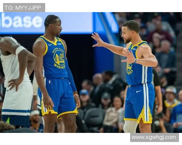 库里谈库明加表现:适度分析更有利于球员成长与团队发展 库里谈库明加表现:适度分析更有利于球员成长与团队发展