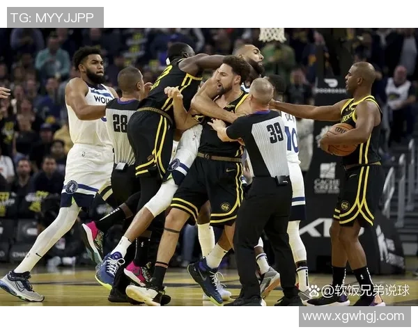 拼尽全力!戈贝尔全能表现助球队赢得关键胜利 拼尽全力!戈贝尔全能表现助球队赢得关键胜利