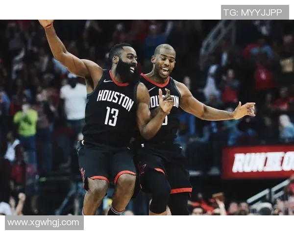 快船赢球海报曝光小卡笑容灿烂哈登背影引发球迷热议 快船赢球海报曝光小卡笑容灿烂哈登背影引发球迷热议