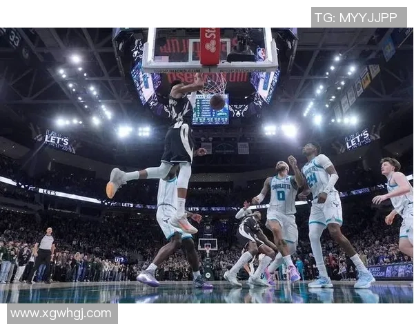 东里连中高难度三分引发热议字母哥直言对手实力不容小觑