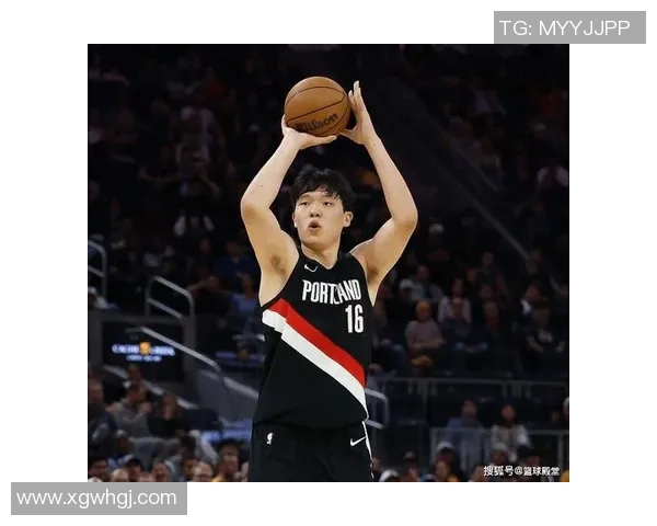 杨瀚森在第三节表现出色应该在第四节继续上场争取胜利